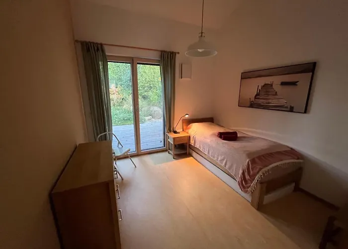 Gästewohnung Am Schlosspark Hohenprießnitz Apartment *